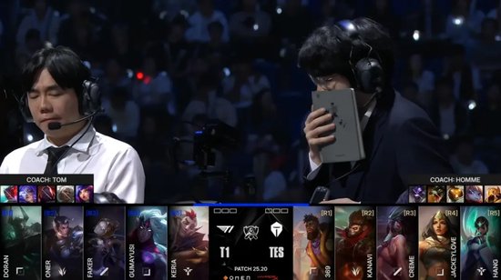 解说胜者采访宸宇：ID是中式英语play pig eat tiger扮猪吃老虎