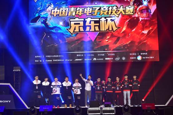 G2在BLAST Premier Fall Final 2024的A组决赛中战胜FaZe