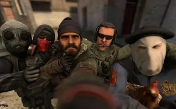 T1近期状态火热拿下九连胜，以13-1的成绩位于积分榜第一，紧随其后的是DK和GEN