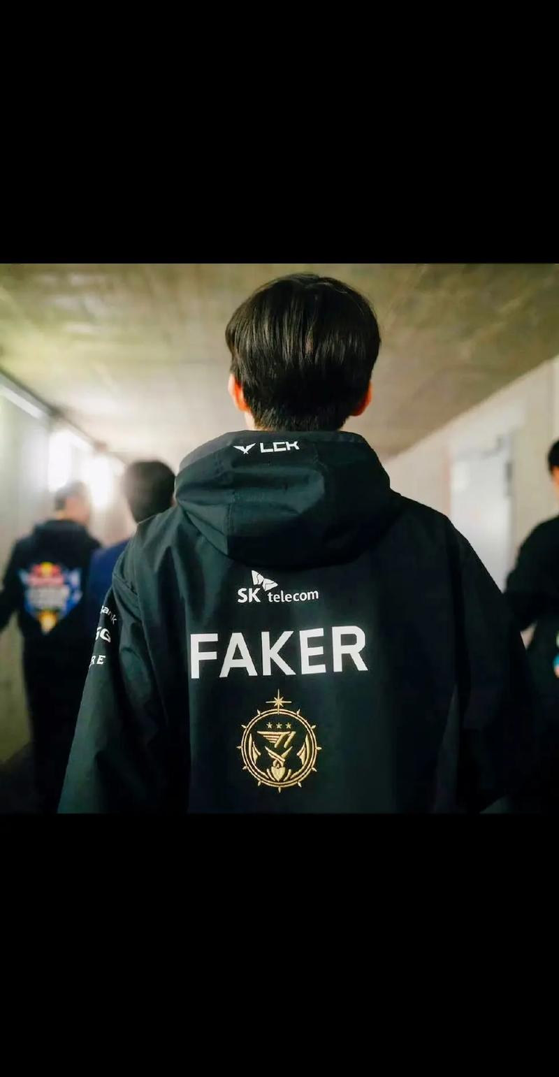 Outsiders怒摘CSGO Major冠军，Jame MVP！