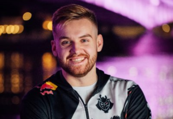 FPX 1-1 NIP：韧性十足超大逆转，FPX落后一万经济翻盘成功