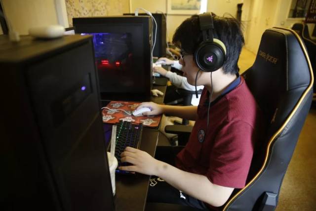 警方已确认DOTA2官方解说Yammers自杀身亡