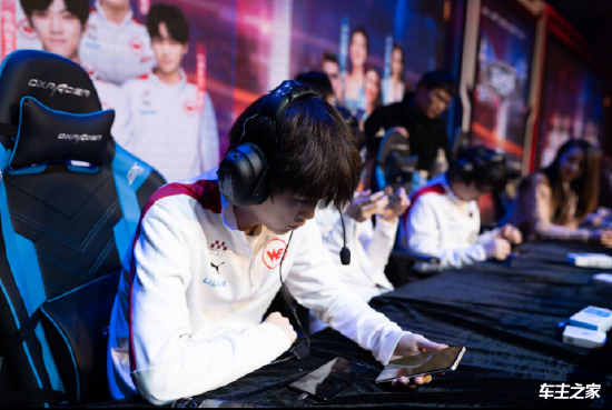 LPL赛事官网更新：LNG二队辅助Mysun加入一队阵容名单